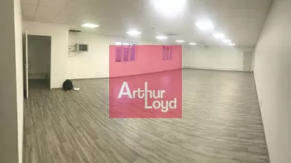 COURNON D'AUVERGNE BUREAUX A LOUER 120M² - Offre immobilière - Arthur Loyd